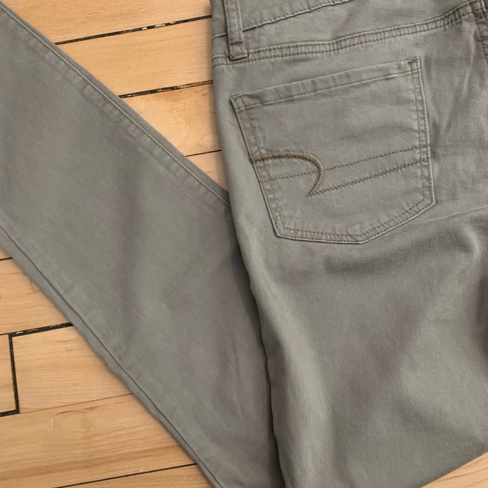 AE khaki super stretch jegging